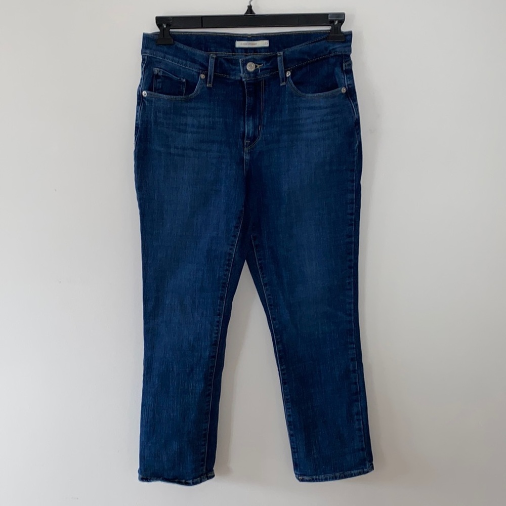Levi’s Women’s Classic Straight  stretch Jeans Sz 29